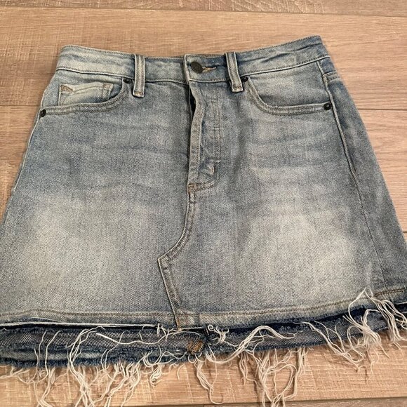 HIDDEN JEANS WOMENS DENIM SKIRT STYLE HD5313-SLT SIZE SMALL - Picture 2 of 7